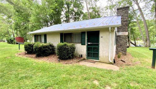 Barney's Retreat- Rustic cabin on the river! - Foto 2