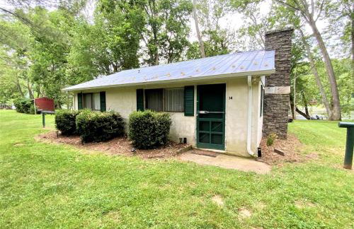 Barney's Retreat- Rustic cabin on the river! - Foto 2