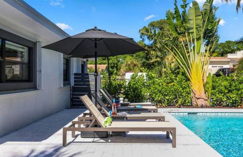 Paradise Palms House - Photo 9