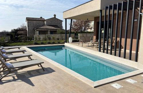 Vila Kumpanija with Pool by Vacay Villas - Foto 4