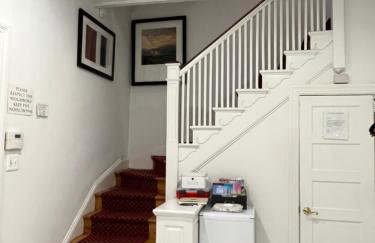 Gorgeous Refurbished 1Bdrm and 1Den Home - Foto 8