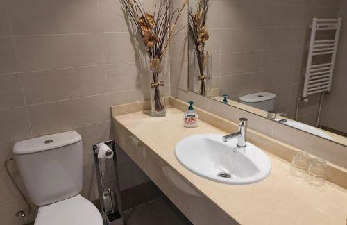 APARTAMENTOS SANTA JULIANA - Photo 26