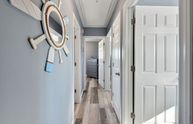 Waterfront Beach House - Photo 2