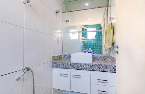 2 Quartos Varanda Piscina, 300 m praia Wi-Fi 200Mb - Photo 16