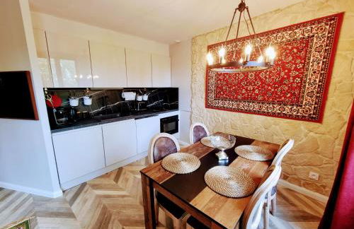 2 Appt MédiéLounge ou MédiéOld, Parking Vue magnifique par Beds76 - Foto 8