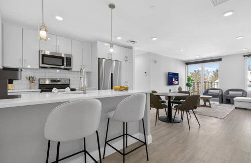 Luxe 3BD allston - Foto 1