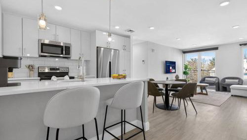 Luxe 3BD allston - Foto 1