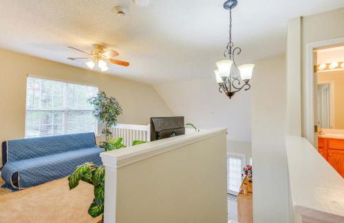 Central and Spacious Townhome in Greensboro! - Foto 24