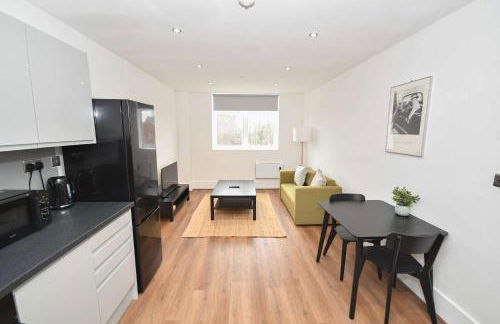 Modern 1 Bedroom Apartment in Morley with Parking - Foto 27