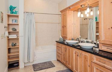 Oceanfront Luxury Villa 5Bedroom and 4Bath Beach Access - Photo 77