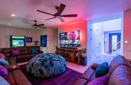 Coachella Play - 6BR Multi-Gen Fun Zone and Retreat with free heated pool - Foto 10