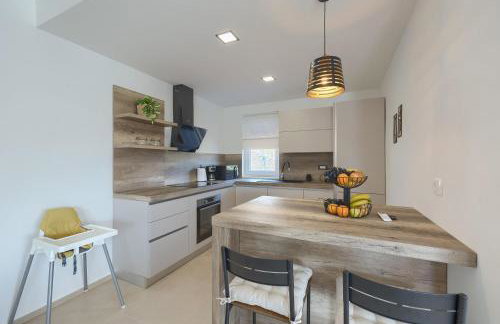 Brand new Villa Leny with heated pool - Foto 17