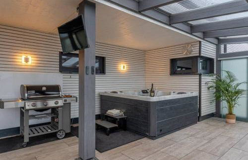 Modern Oasis HotTub, View, Gym - Foto 8