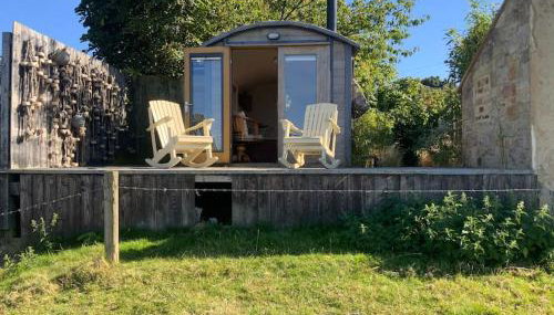 The Goods Wagon, private garden and stunning views - Foto 2