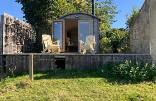 The Goods Wagon, private garden and stunning views - Foto 2