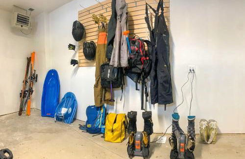 Quiet Alpine Hideaway with Panoramic Mountain Views! - Foto 19