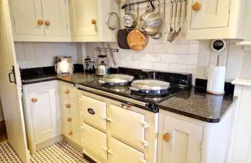 Jackdaw Cottage-Beautiful Cottage, Town Centre - Photo 8