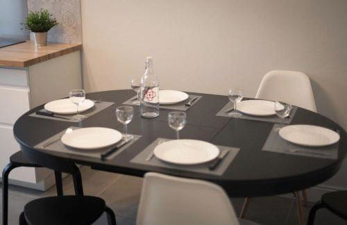 PRESTIGELOC - Business & Confort - 3 Grandes Chambres, 2 SDB, Hyper Centre - Foto 8