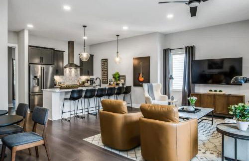 Stylish Nashville Home - Rooftop Deck - Hot Tub - Photo 1