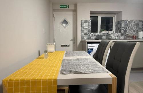 Stylish 1-Bed Apartment Ideal for 2 Guests - Foto 23