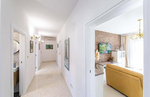 Relaxing Holiday Home With Pool, Fitness Area, and Entertainment Facilities - Photo 55