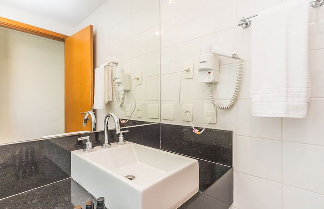 Paraiso Suites by Charlie - Photo 35