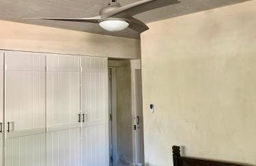 Kyparissi Guest House - Photo 3