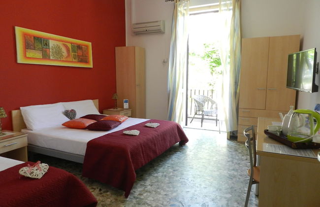 Actinia Accomodation - Photo 1