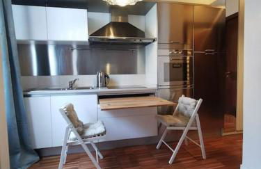 Metro stop, Prada & Design - Foto 25