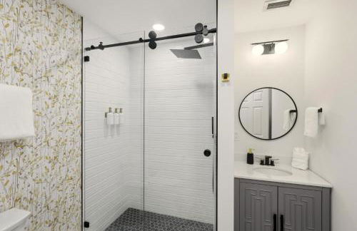 Pickleball, Htd Pool, Mini-Golf | 10 min to beach - Foto 42