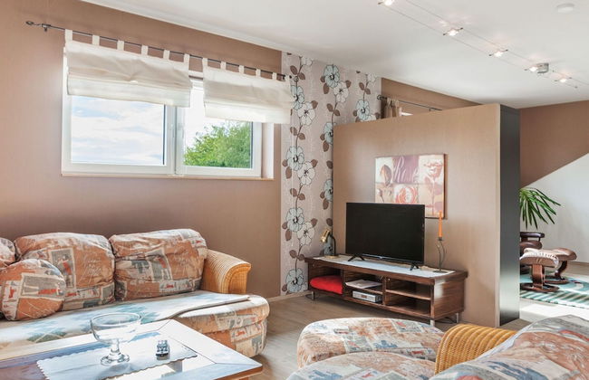 Apartment in Bad Wunnenberg Near Ski Willingen - Photo 9