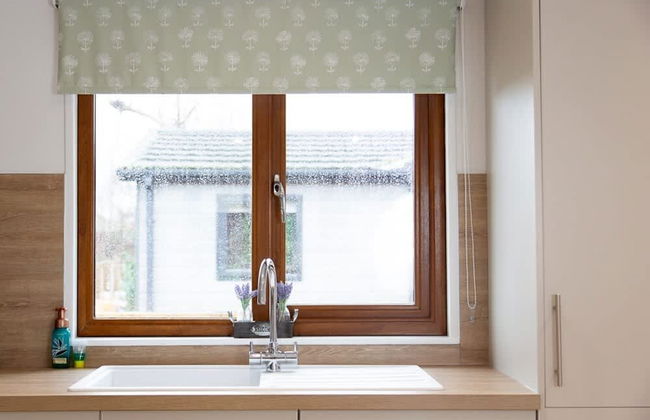 Stunning 3 Bedroom Lodge With Hot Tub in York - Foto 31