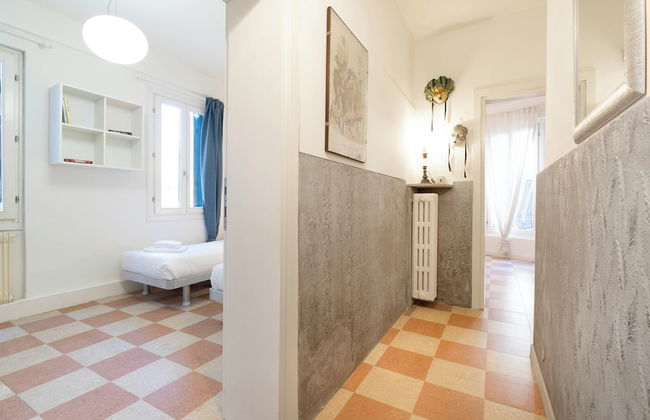 S. Lucia Canal View by Wonderful Italy - Photo 8