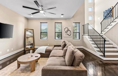 Gorgeous Property Near Convention Center - Foto 5