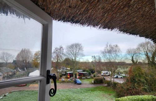 Swan Cottage, 5-Bedroom, Canal View, River, Private gardens, Free Parking's, WiFi, Oxford - Photo 49