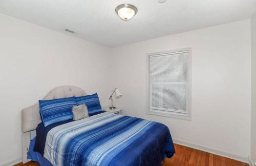 Spacious West Side Home away from Home! - Foto 16