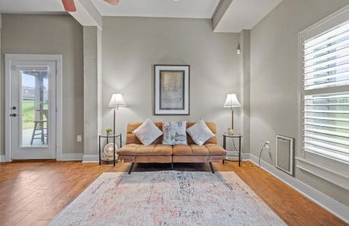 Luxury Waterfront Home Family and Pet Friendly Near Surfside Beach 11 Mins - Foto 49