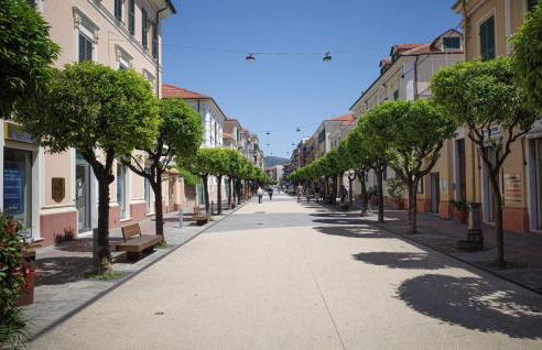 Beautiful Home In Diano Calderina - Foto 27