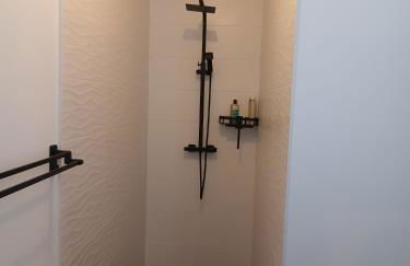 Studio 2 à 4 personnes, 12 kilomètres du parc du Puy du F - Photo 8