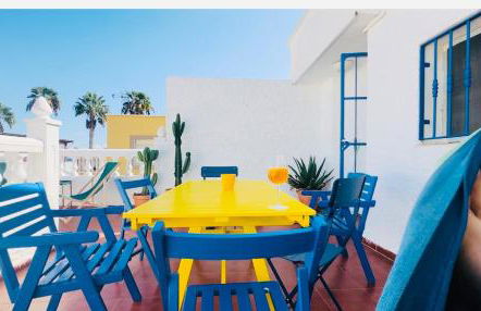 Casa del Sol - Casa familiar junto a la playa con vistas al mar en Almería - Foto 2