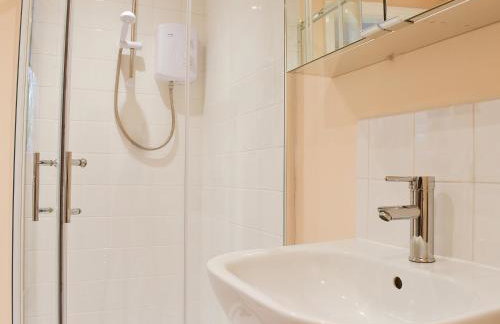 Delamere House-The Snug - Foto 10