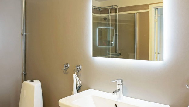 Lakefront House With Terrace - Foto 4, Baño