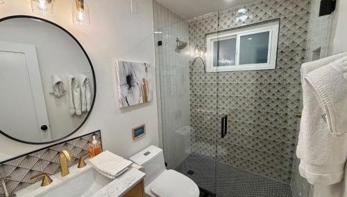 Three Palms - Photo 3, Shower