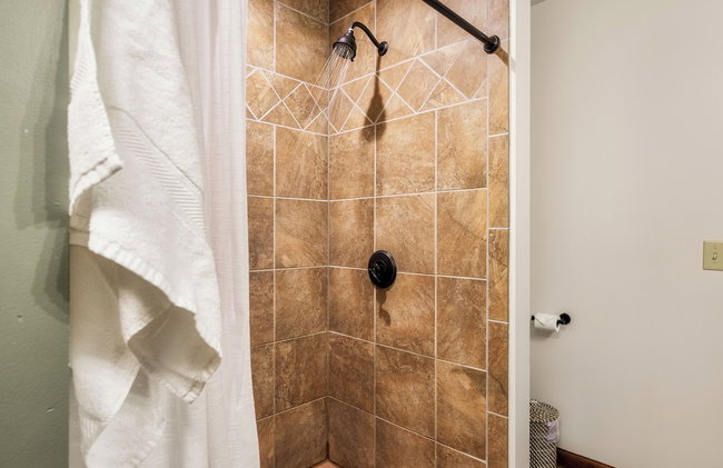 The Moondance Cabin by Lightfoot Stays Vacation Rentals - Photo 139