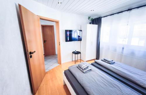 ALFA Stuttgart 3Zi-Maisonette 6 Personen Zuffenhausen nahe Porsche & Bosch l WIFI & SmartTV I 3BR 4 Beds I Kitchen I Bathroom & WC - Foto 23