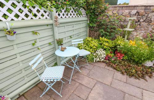 Castle School House - Photo 23