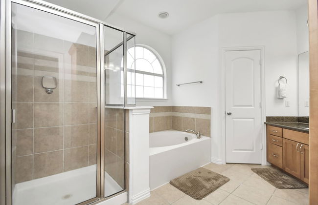 Lux Galleria Home-5BR Roof Deck - Foto 47