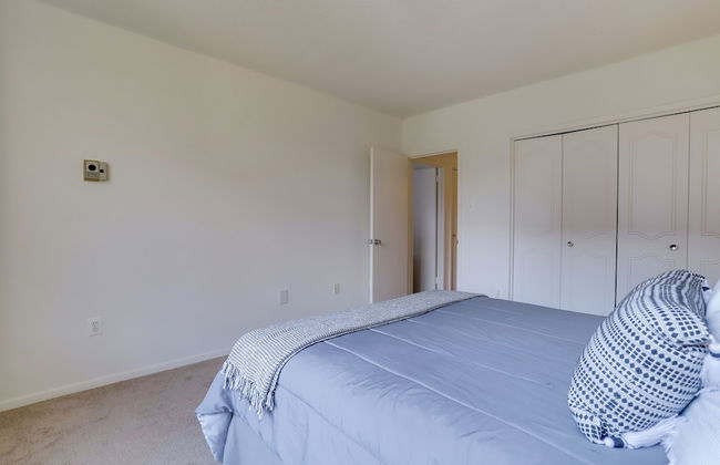 Crystal City Condo w Top Amenities - Photo 6