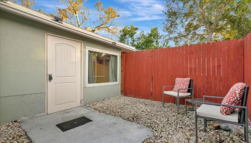 Quiet Studio Near Busch Gardens with Fenced Yard and BBQ - Foto 3