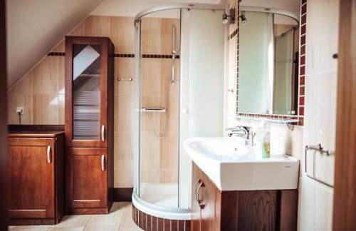 Leśny Zakątek balia kąpielowa ognisko sauna basen rowery w cenie pobytu Realizujemy Podlaski bon turystyczny - Foto 34